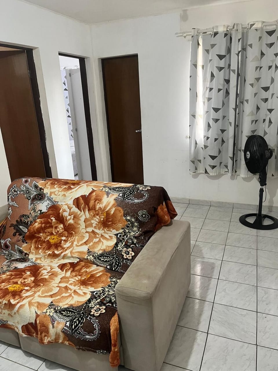 Quarto Privativo em Condomínio Apartment in State of Goiás