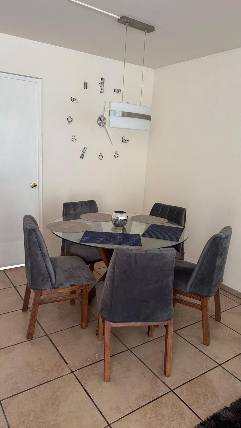 Casa en coto privado cerca de de la central nueva Apartment in Tlaquepaque