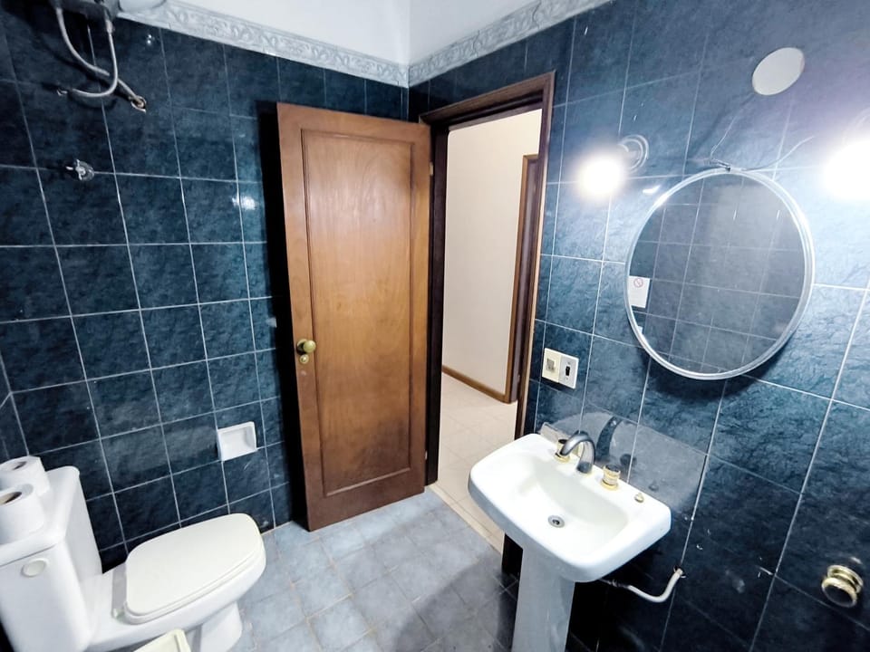 Shower, Bathroom, bidet