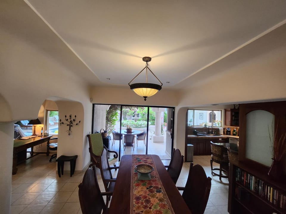 Beach 5 min walk - Private Casa Shona 5 Bedroom House in San Jose del Cabo