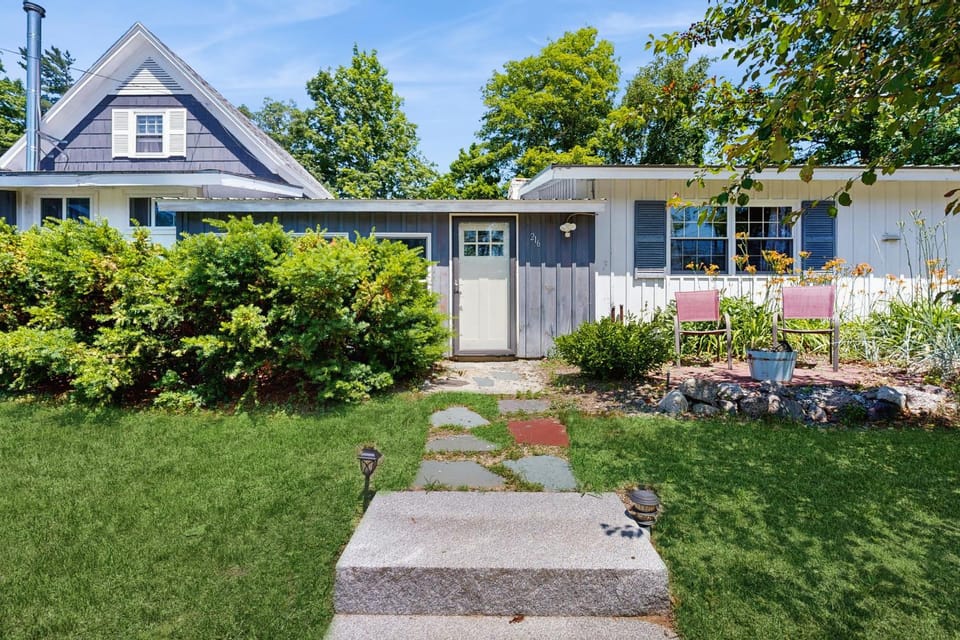 Topside Garden Apartment in North Conway