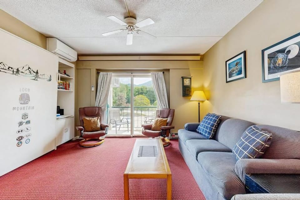 South Peak Studio at Rivergreen Apartment in Woodstock