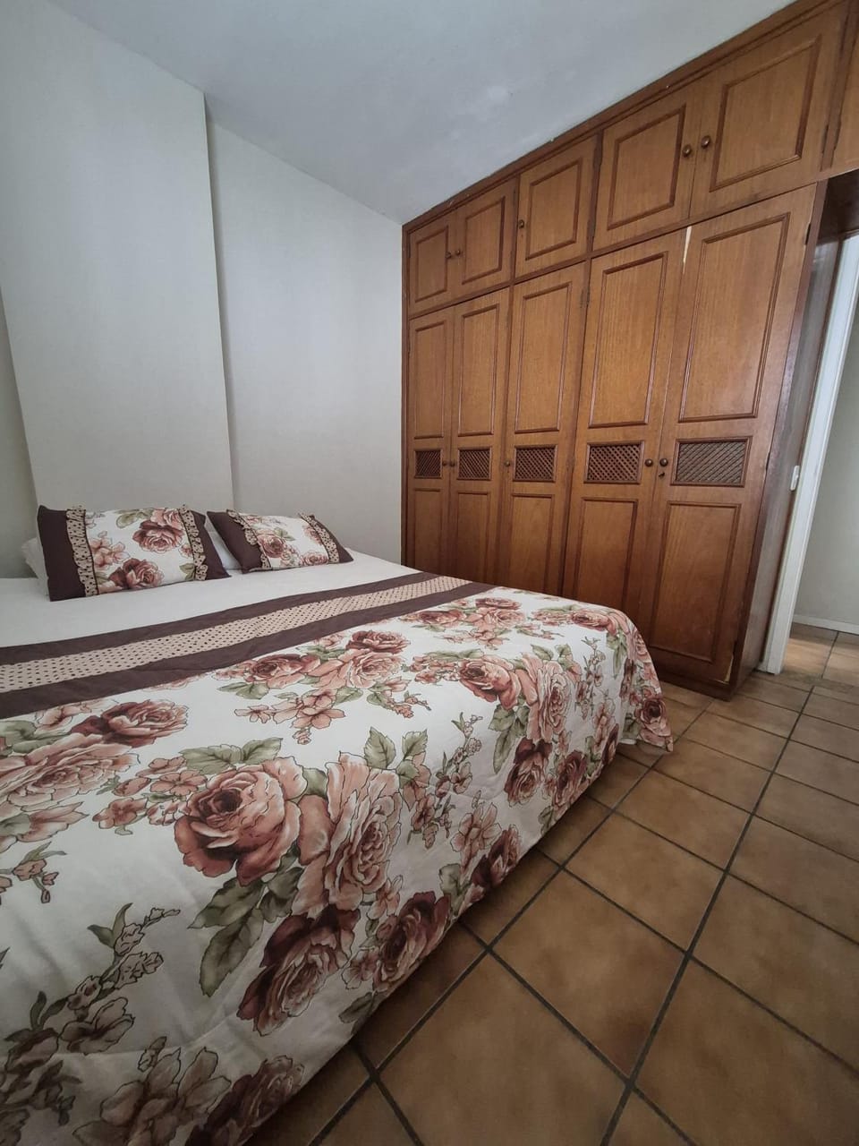 Bed, Bedroom, wardrobe