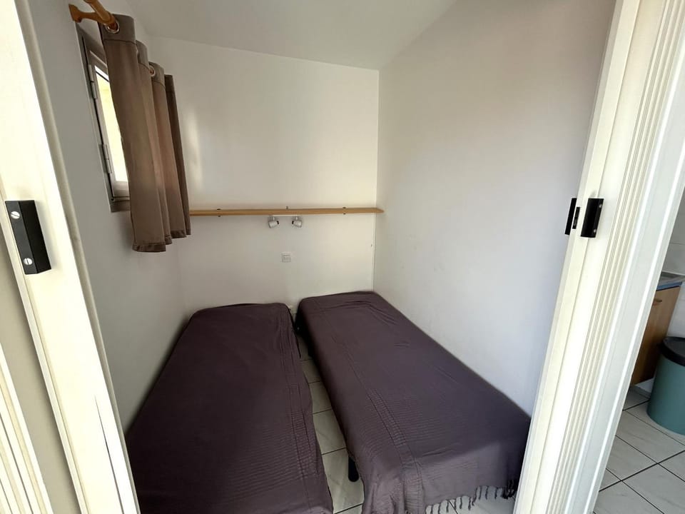 Studio cabine avec climatisation, balcon, proche plage - FR-1-837-32 Cabin in Argeles-sur-Mer