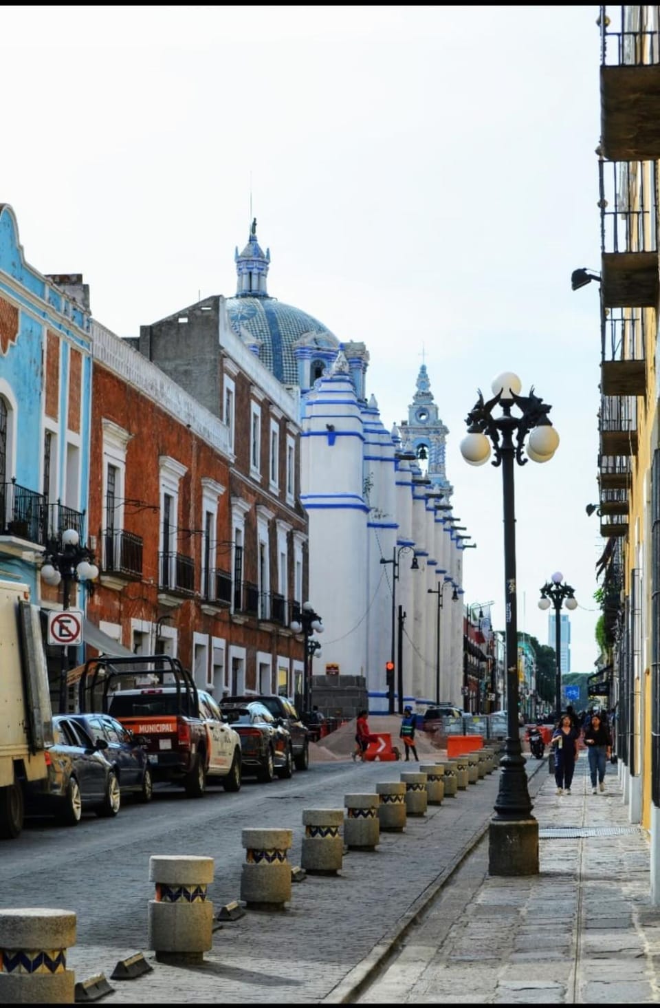 City view, Street view, Location