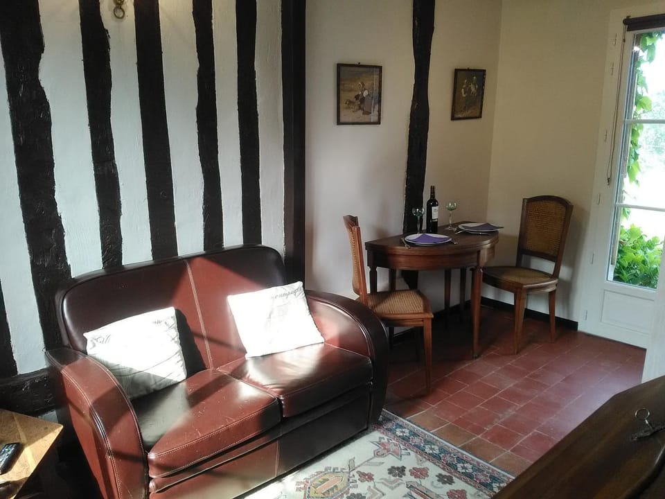 Gites de la Chesnée House in Normandy