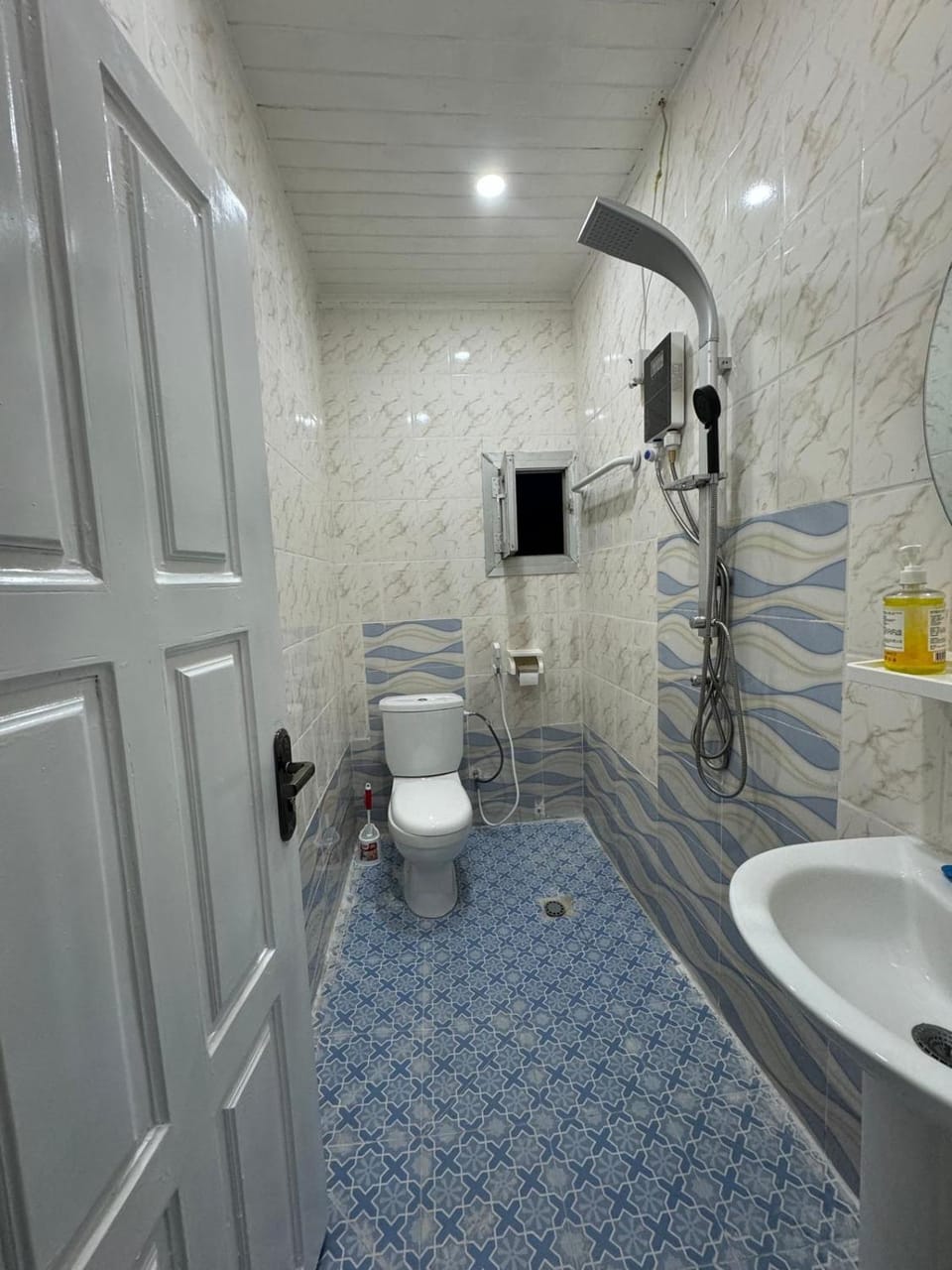 Résidence Béthel, Logpom- Groupe électrogène, Eau chaude, WiFi, Gardien, Parking Apartment in Douala
