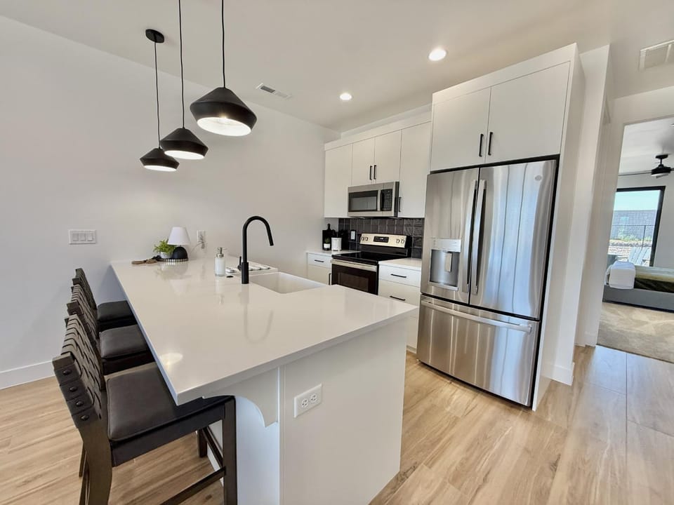 Modern Luxury Townhome near Zion and Bryce Canyon House in Kanab