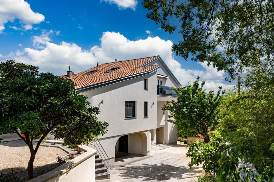 Desamani 975 Apartment in Primorje-Gorski Kotar County