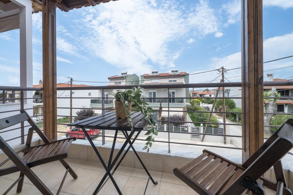 Nikiti Sea Breeze by Luxlikehome House in Nikiti