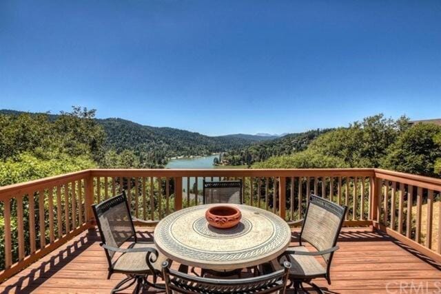 Best View of the Lake! Huge Deck! House in Crestline
