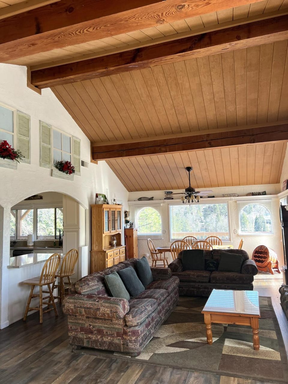 Best View of the Lake! Huge Deck! House in Crestline