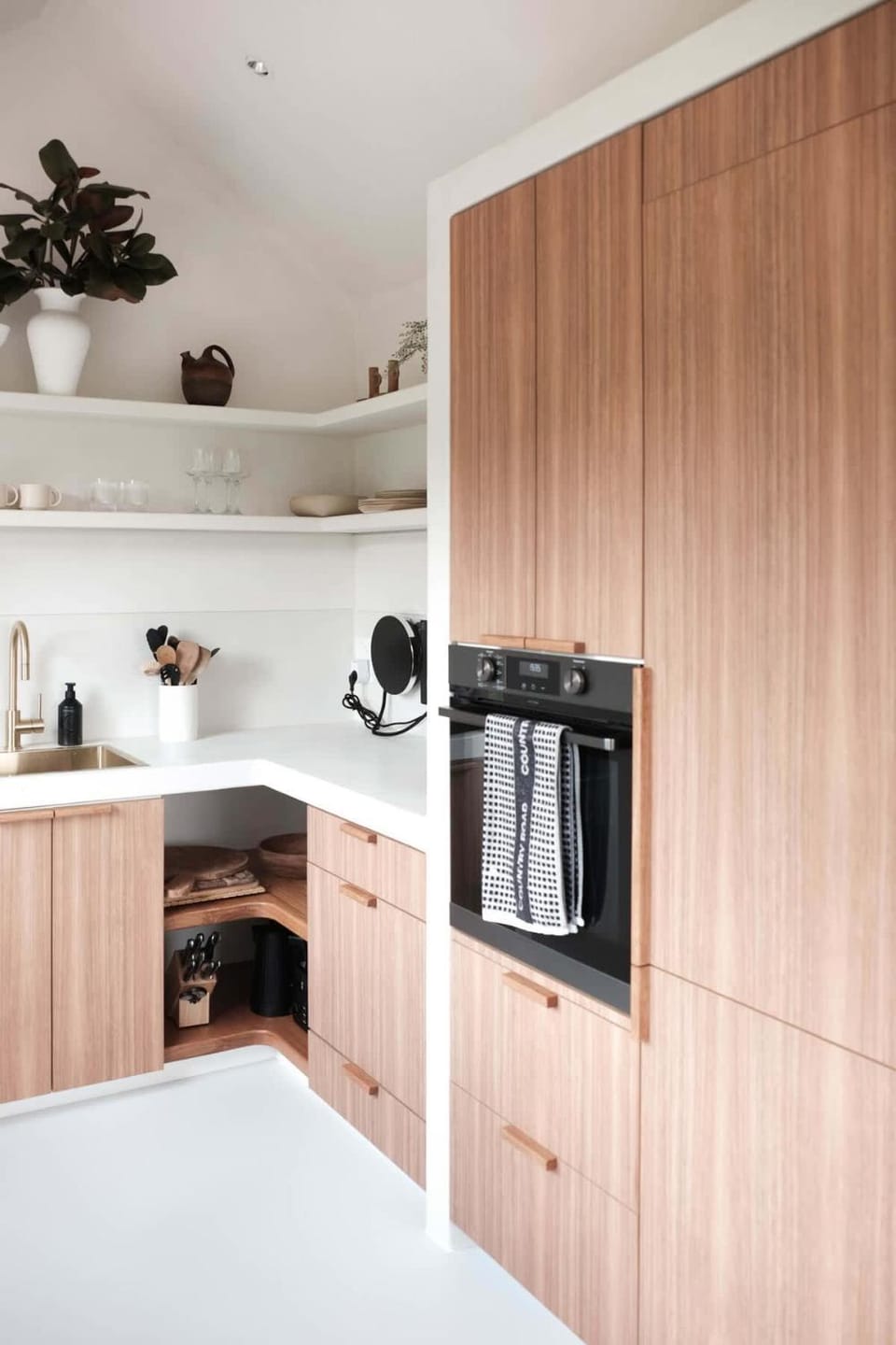 The Antidote Luxe Off-Grid Tiny Home Escape on Private Farm Stay House in Berry