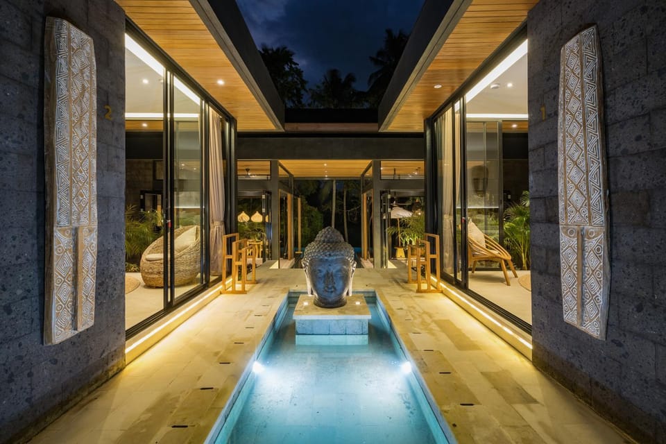 Property building, Natural landscape, Decorative detail, Swimming pool