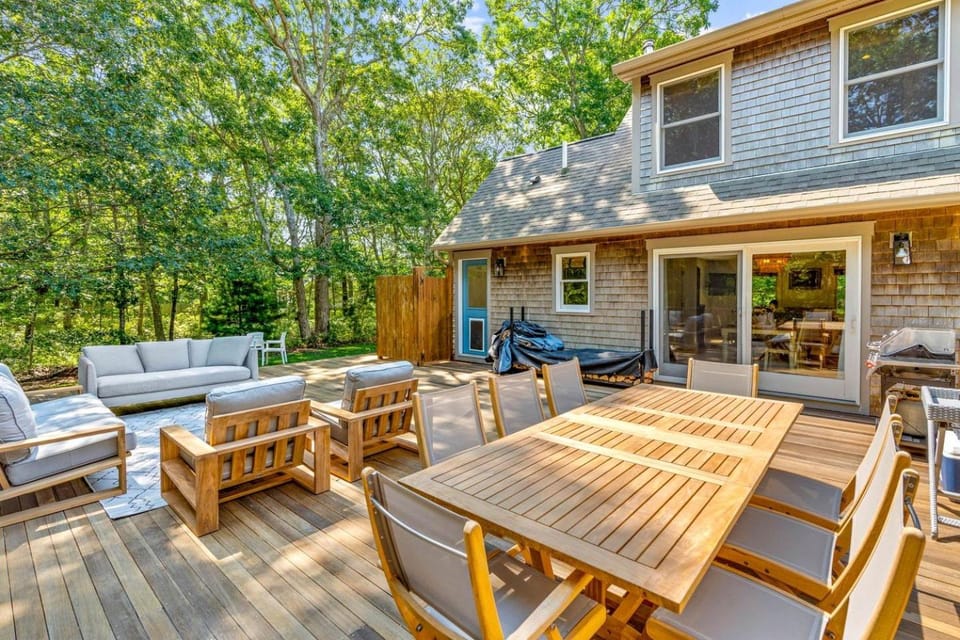 Gorgeous Modern Cottage with Beautiful Outdoor Living and Foosball Table in Massachusetts House in Vineyard Haven