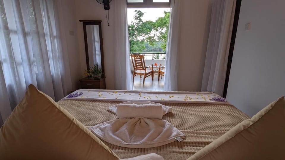 Lake side haven villa Villa in Southern Province