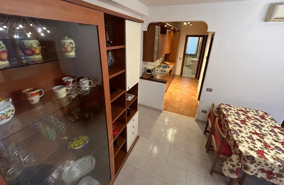 Coffee/tea facilities, Kitchen or kitchenette