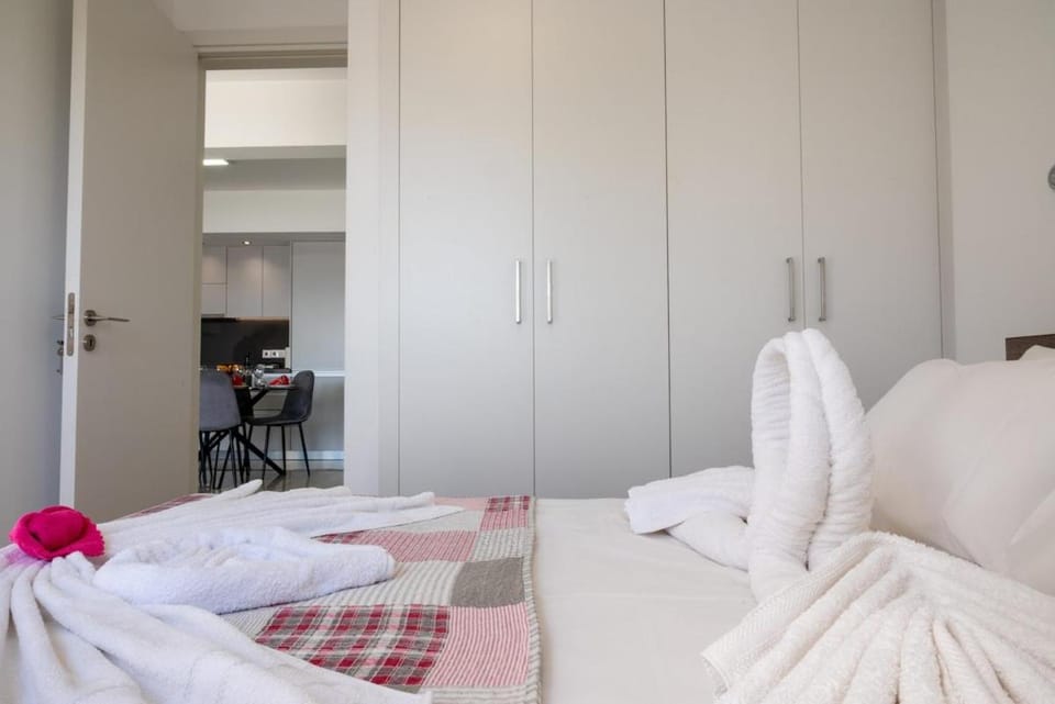 Bed, Photo of the whole room, Bedroom, towels, wardrobe