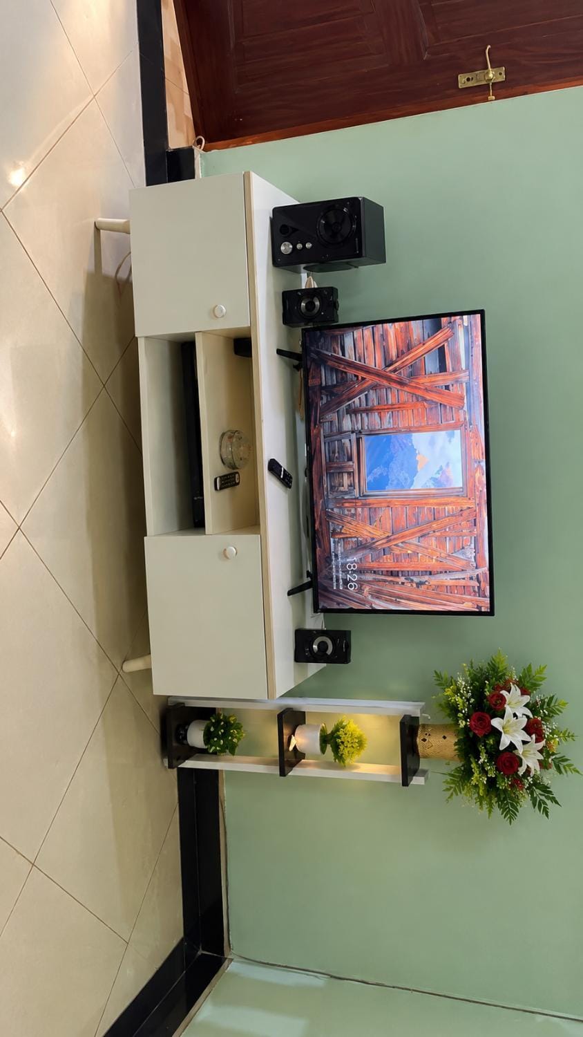 Communal lounge/ TV room