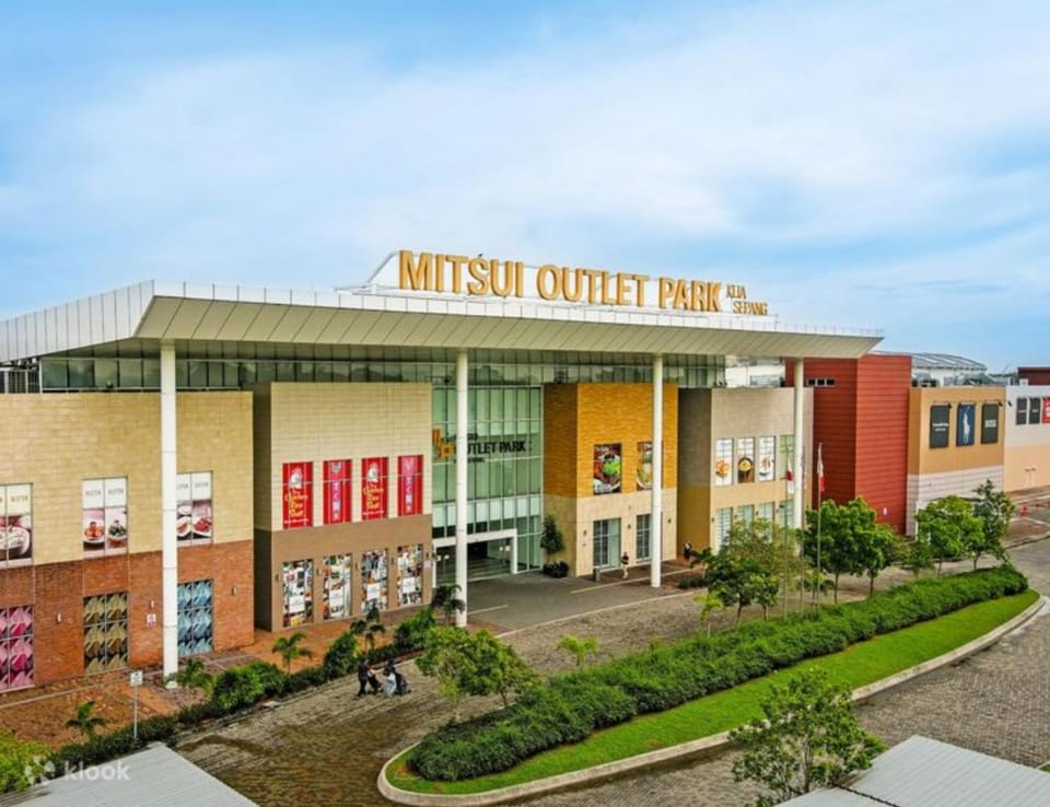 Shopping Area