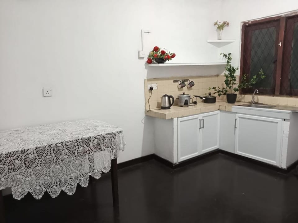 Kandyan Grey House in Kandy