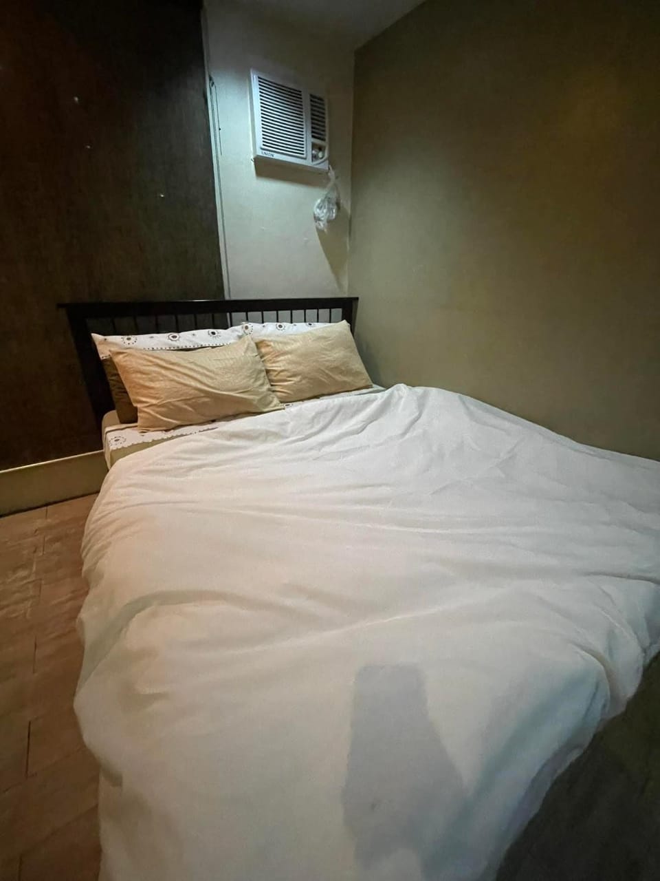 Studio Condominium by Koteniko Apartment in Muntinlupa