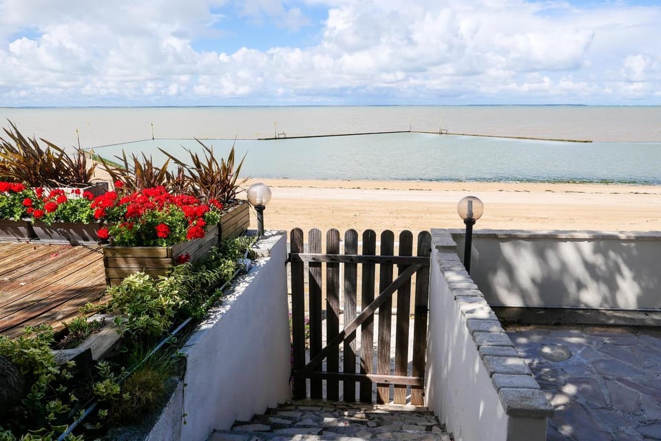 Balcony/Terrace, Beach