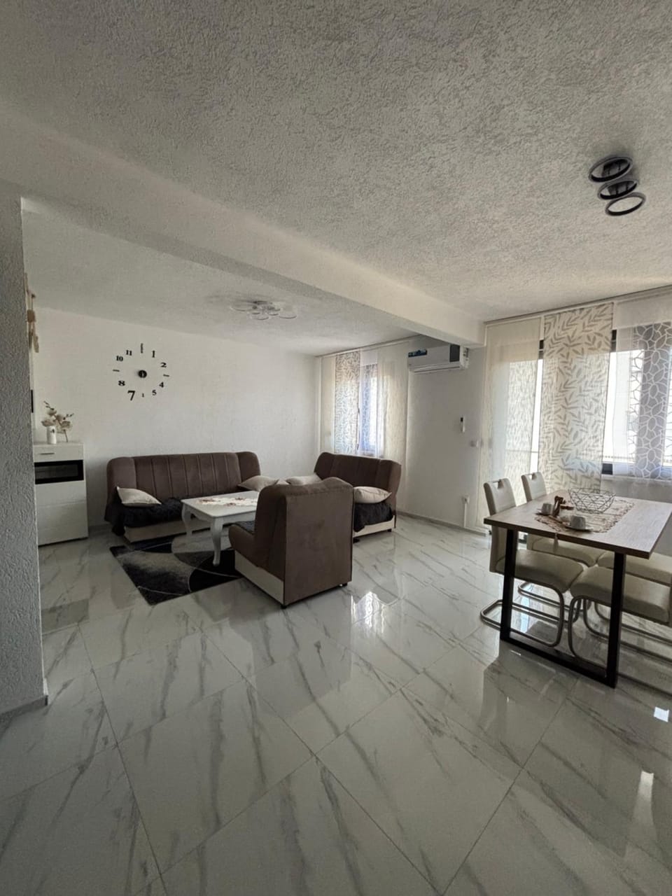 Living room, Seating area, Dining area