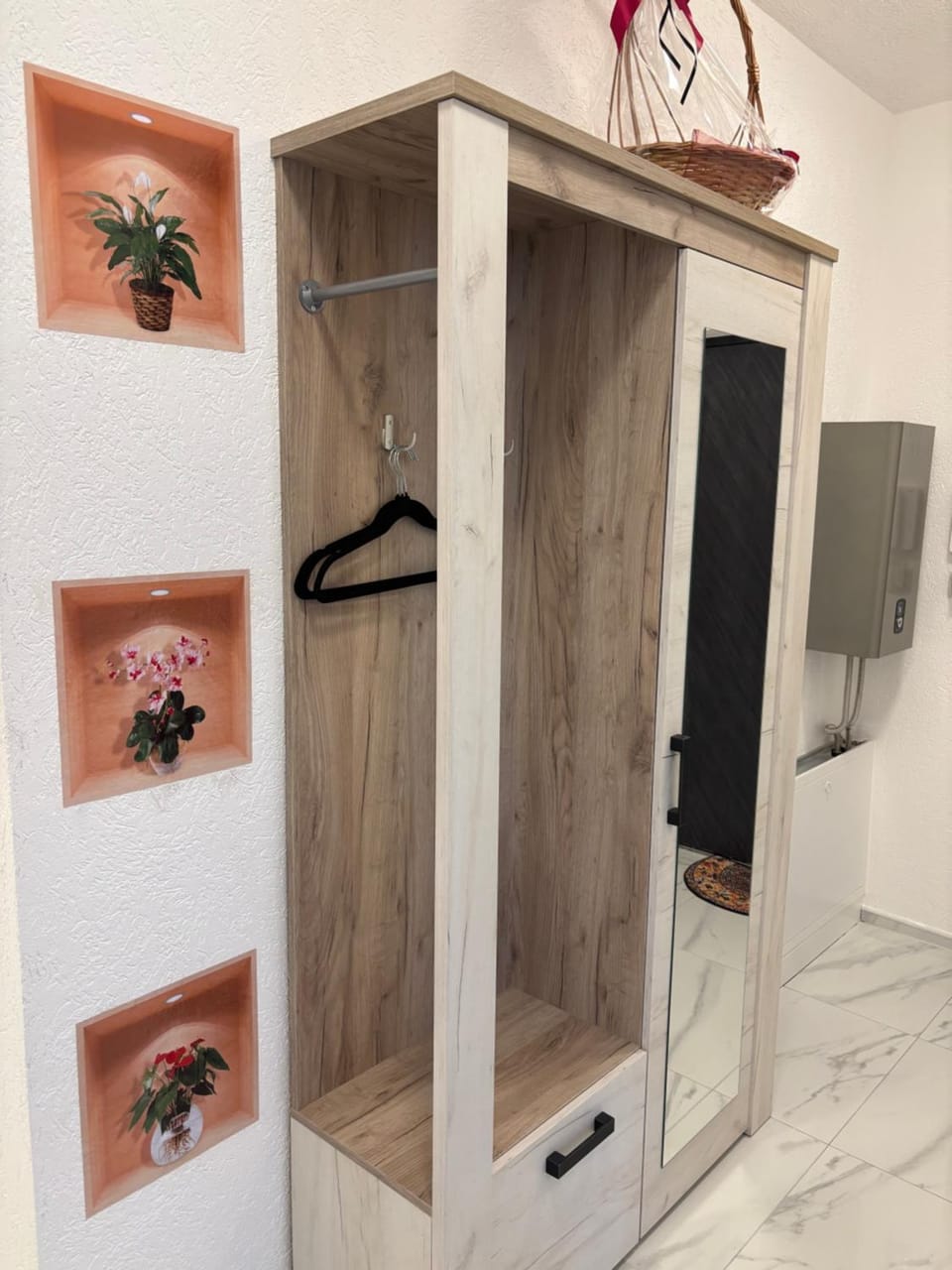 wardrobe