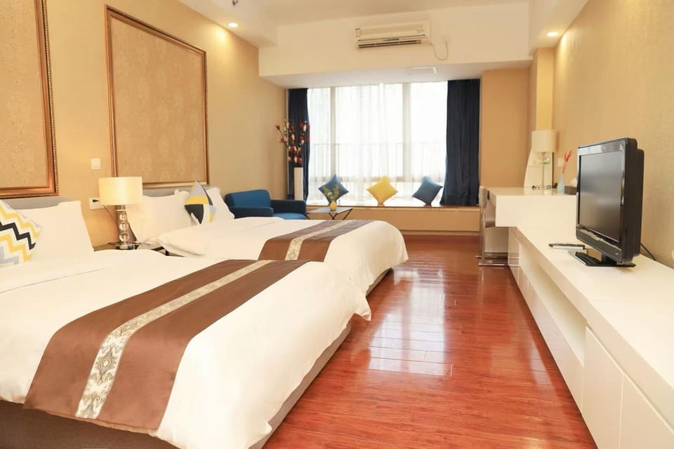 Bed, TV and multimedia, Photo of the whole room, Bedroom, air conditioner