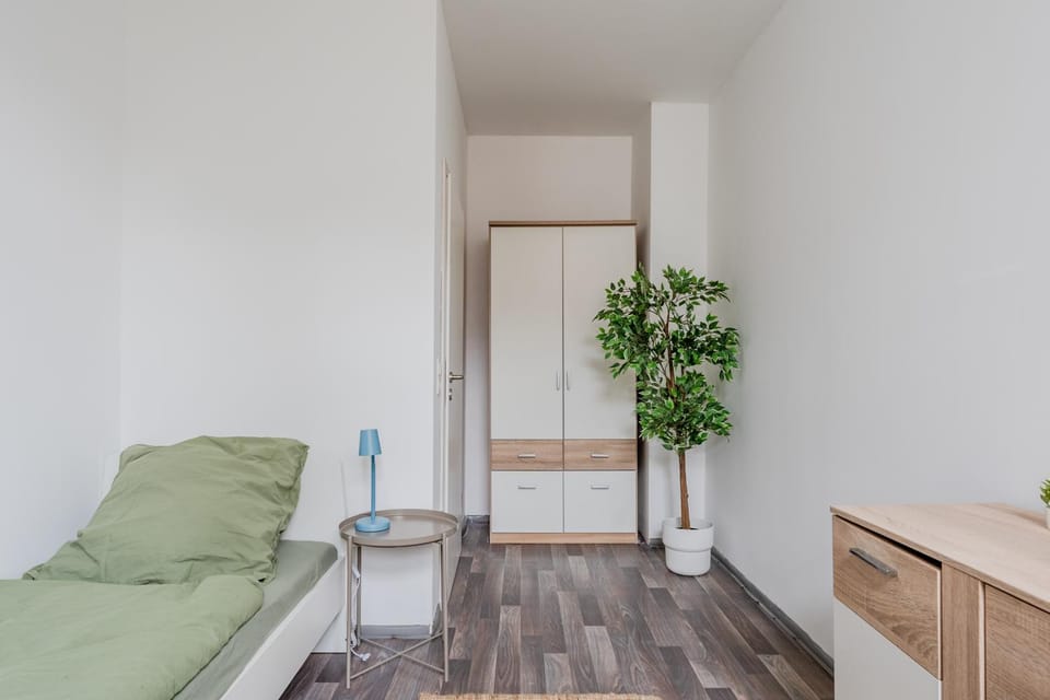Bed, Photo of the whole room, Bedroom, wardrobe