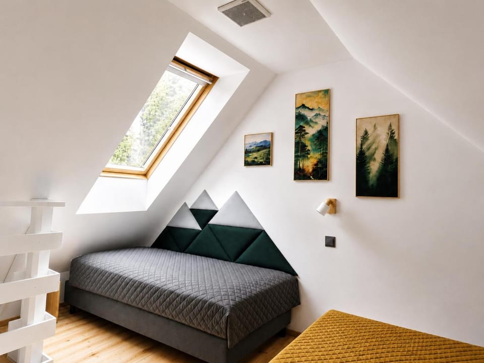 Bed, Bedroom