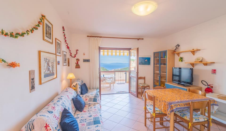 Appartamento Vista Nel Mare Blu Apartment in Rio nell'Elba