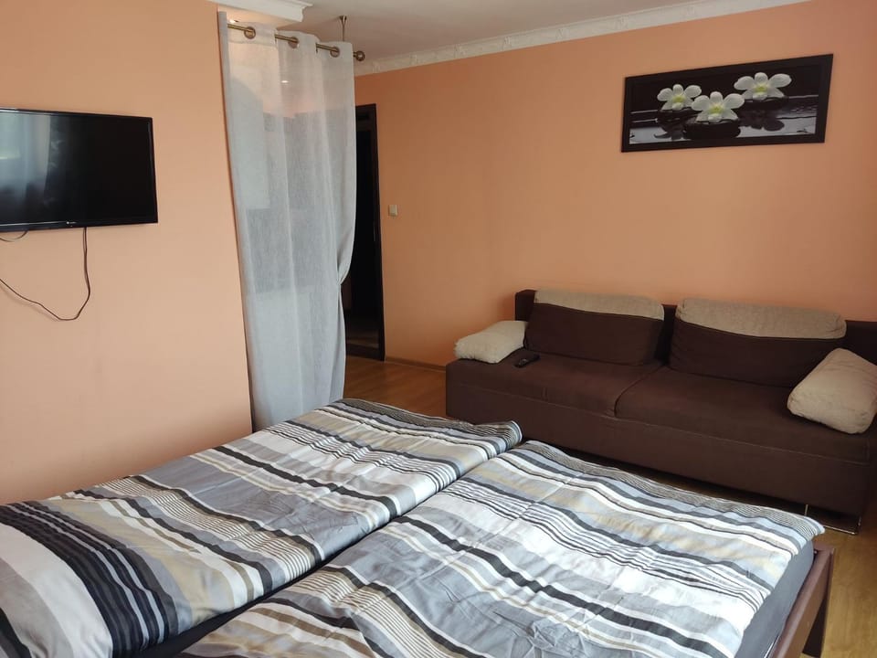 Apartamenty Wiśniowa - Apartament 4-6os Augustów Apartment in Poland