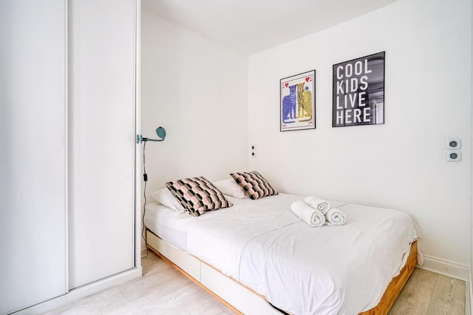 Cozy Apartment 4people - Canal St Martin & République Apartment in Paris