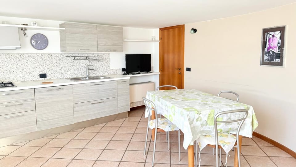 SE181 - Senigallia, ampio e luminoso quadrilocale con terrazzo Apartment in Senigallia