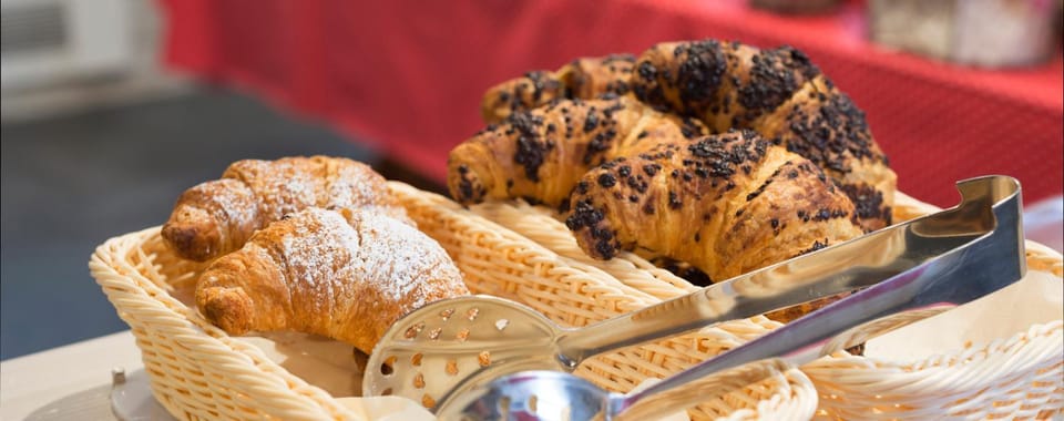Buffet breakfast