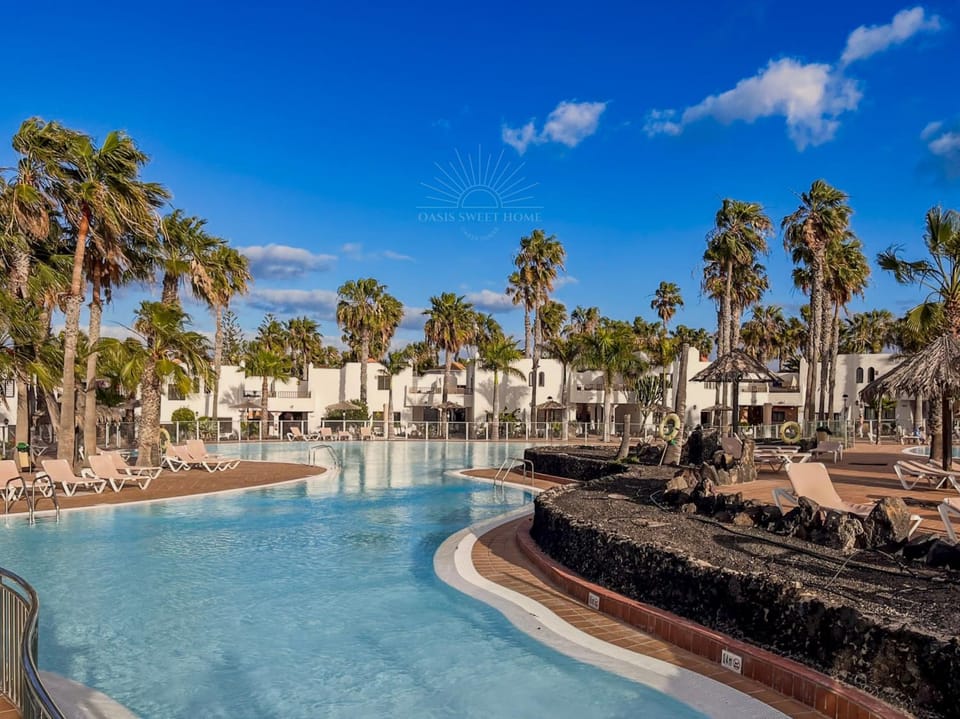 Day, Natural landscape, Garden, Garden view, Pool view, Swimming pool