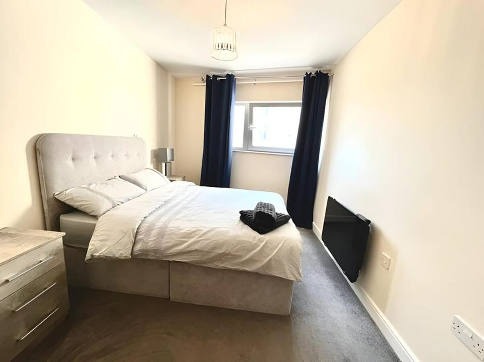 Skyline Views Opposite Utilita - Central Stay! Apartment in Cardiff