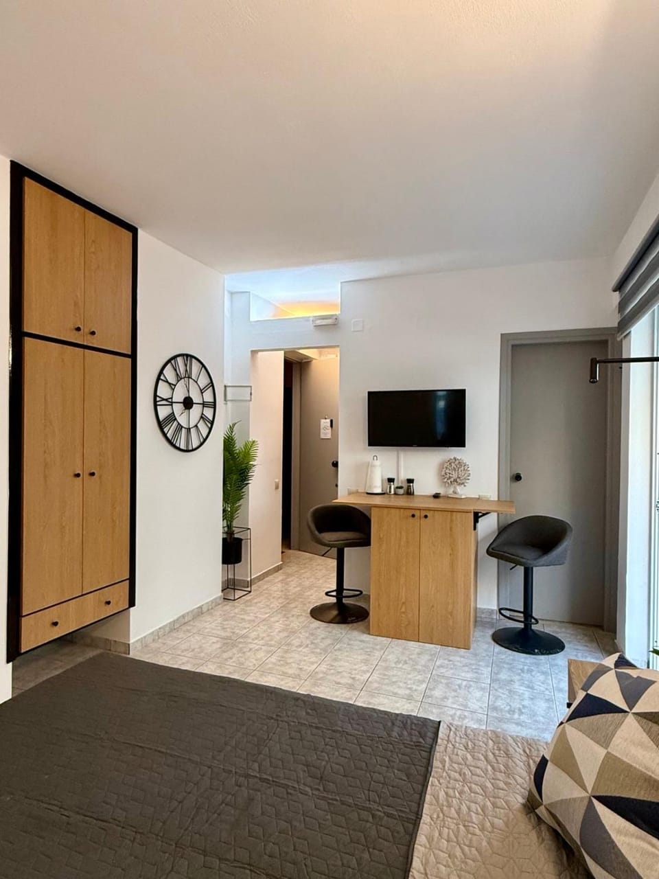 Seating area, Bedroom