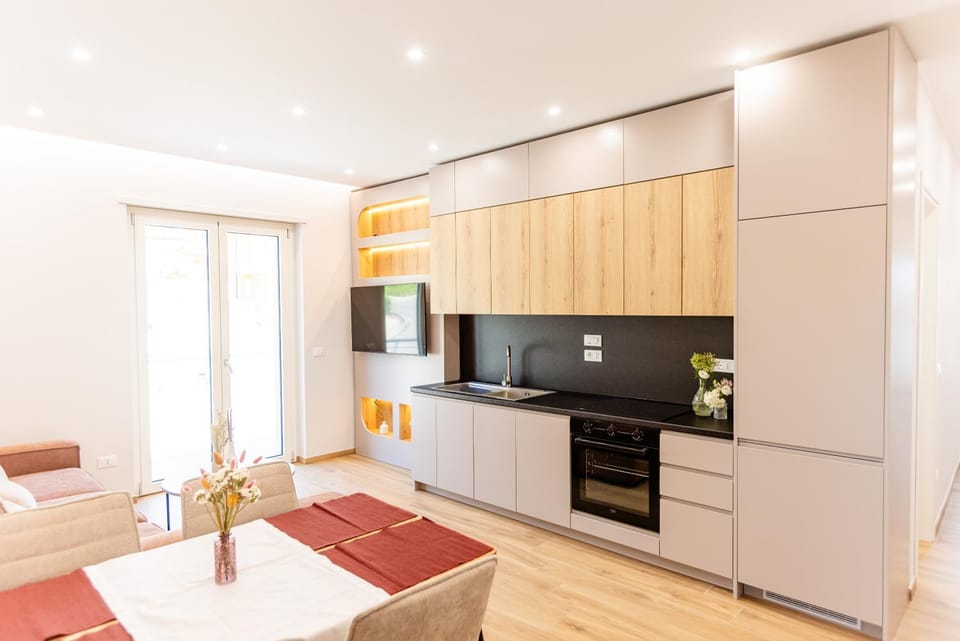 Kitchen or kitchenette, Living room, Dining area
