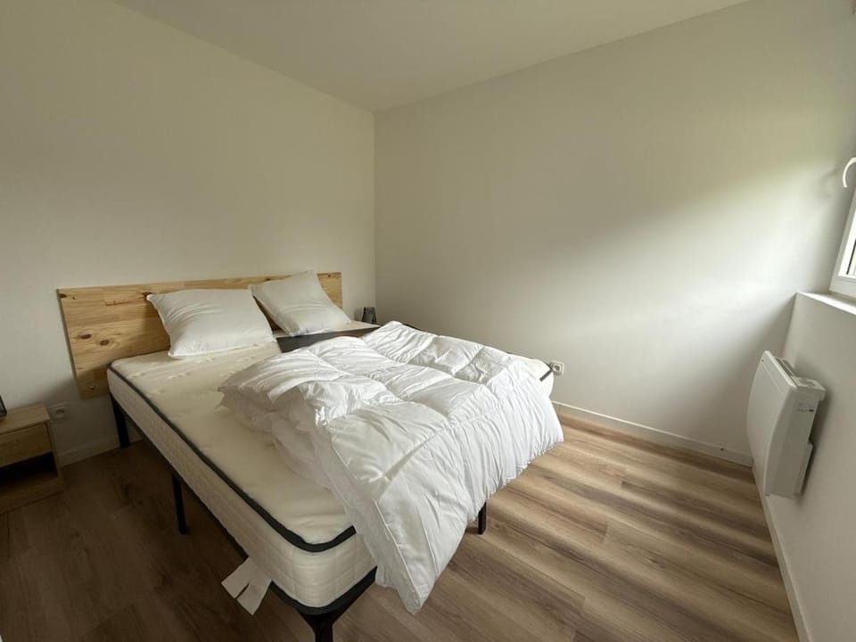 CarlAppartement Elegance et Confort avec Wi-Fi & Parking II Apartment in Grand Est