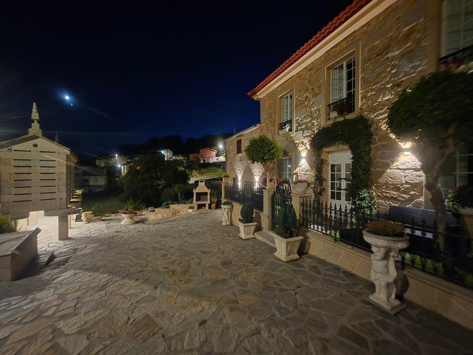 Villa Janeixa House in Galicia