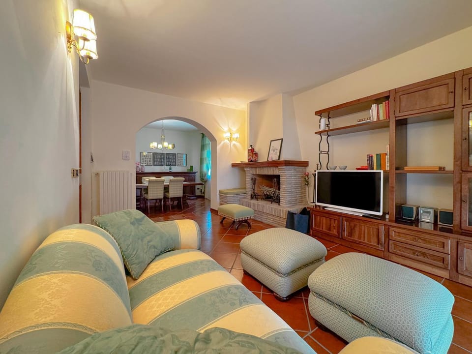 Ampia Casa con Giardino by Host Hero Apartment in Umbria