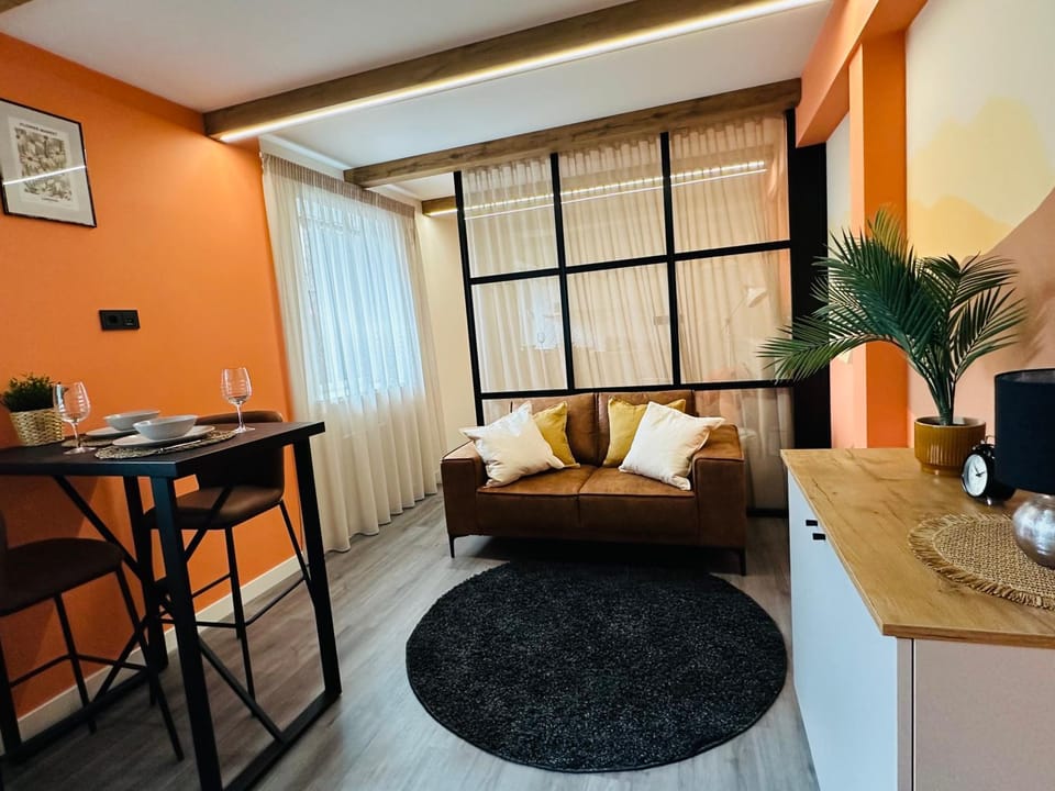 Photo of the whole room, Seating area, Dining area