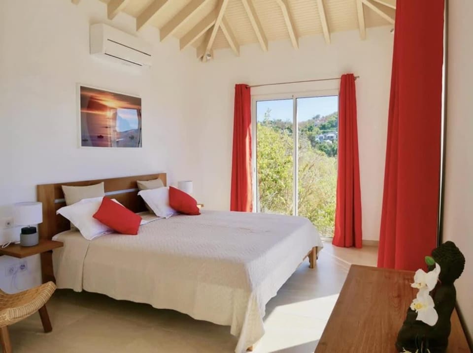 Heart of Flammands Villa offers Lovely Sea Views Villa in Saint Barthélemy