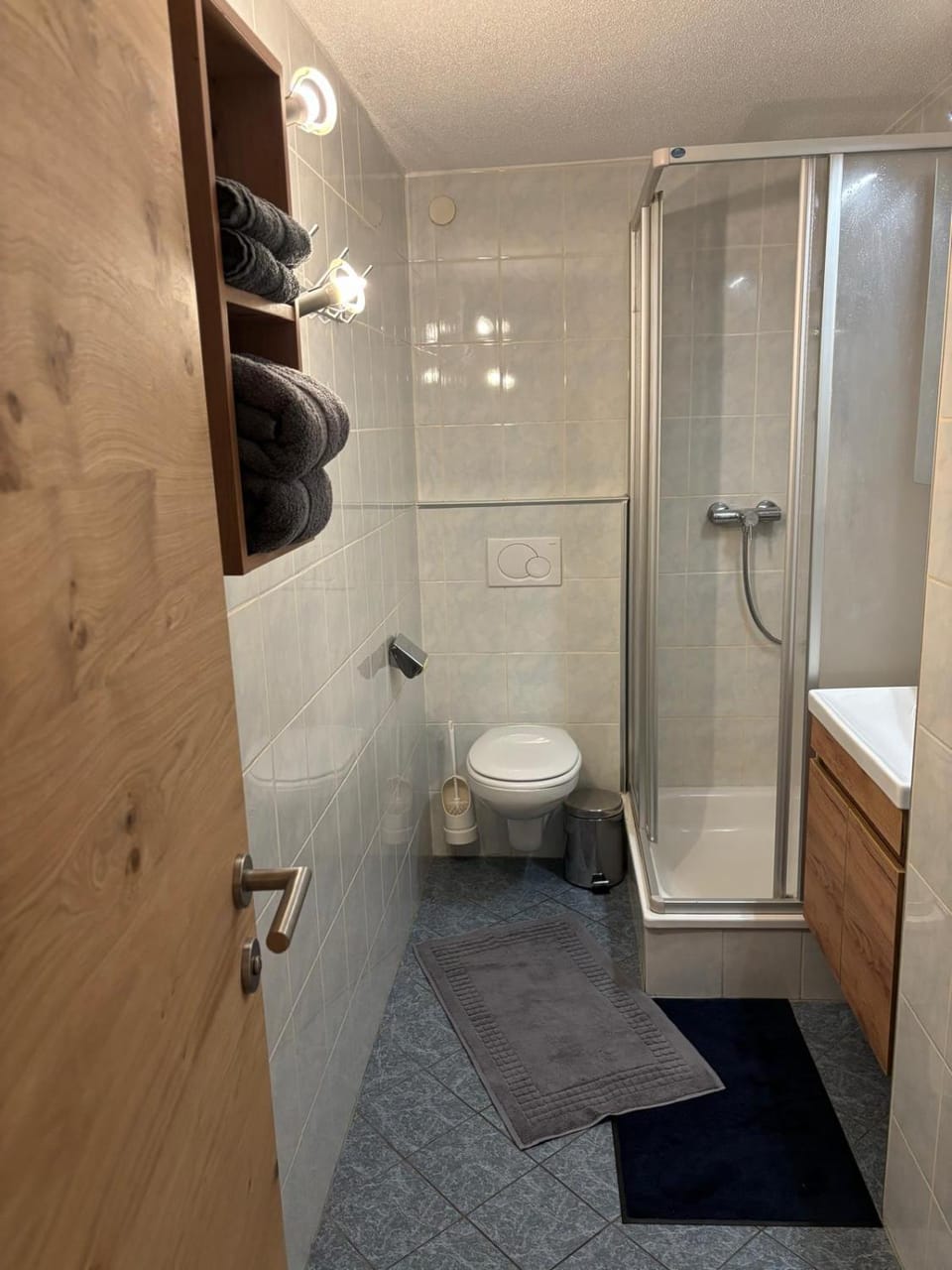 Shower, Toilet, Bathroom