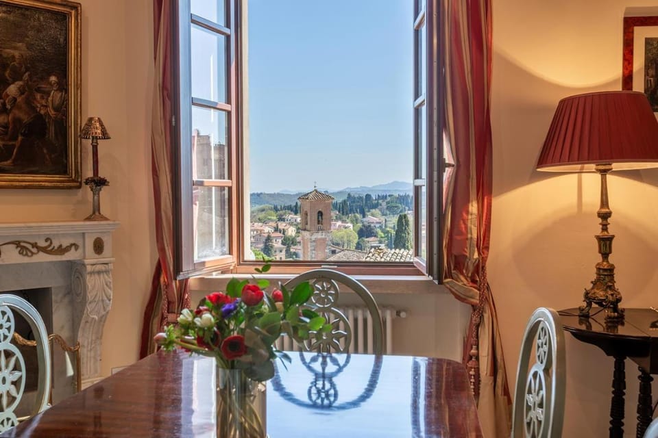 Town House Happy Life Cetona Apartment in Rome