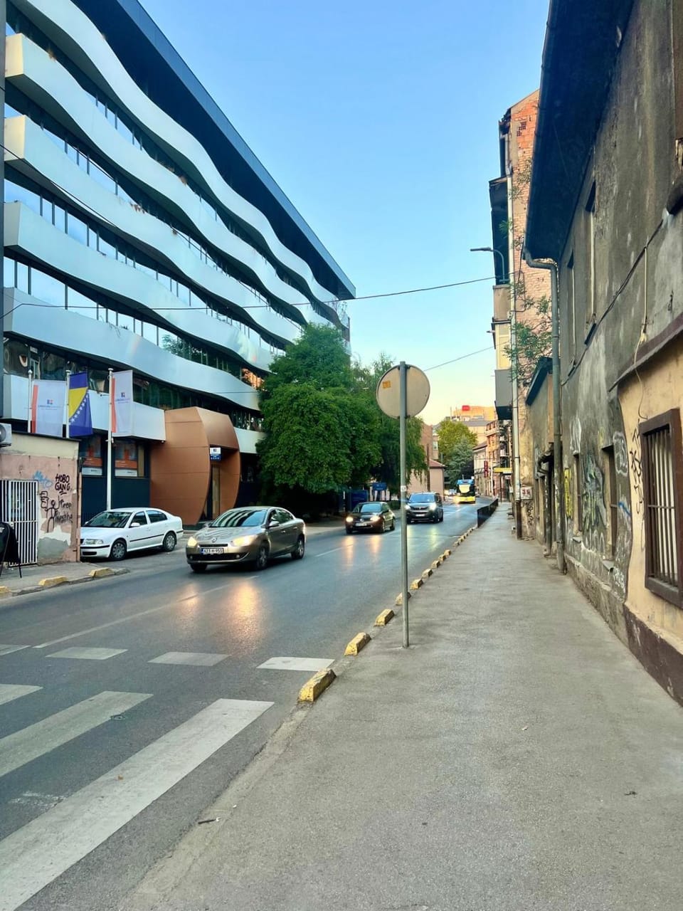 Day, Street view, Location