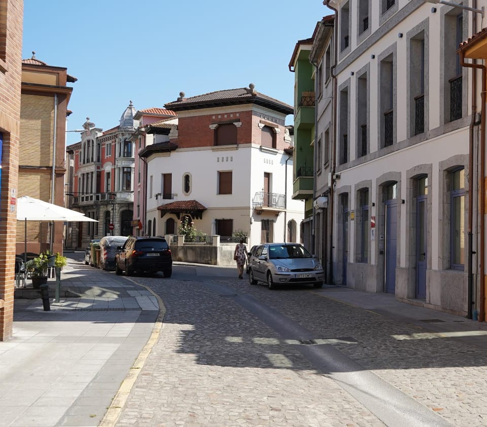 VILLAGRADO Suites Apartment hotel in Asturias